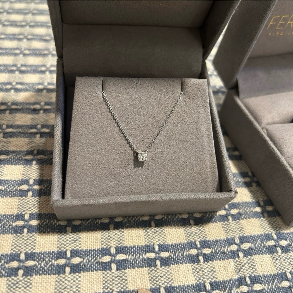 Ferkos white gold solitaire diamond Necklace 14k .25 carat